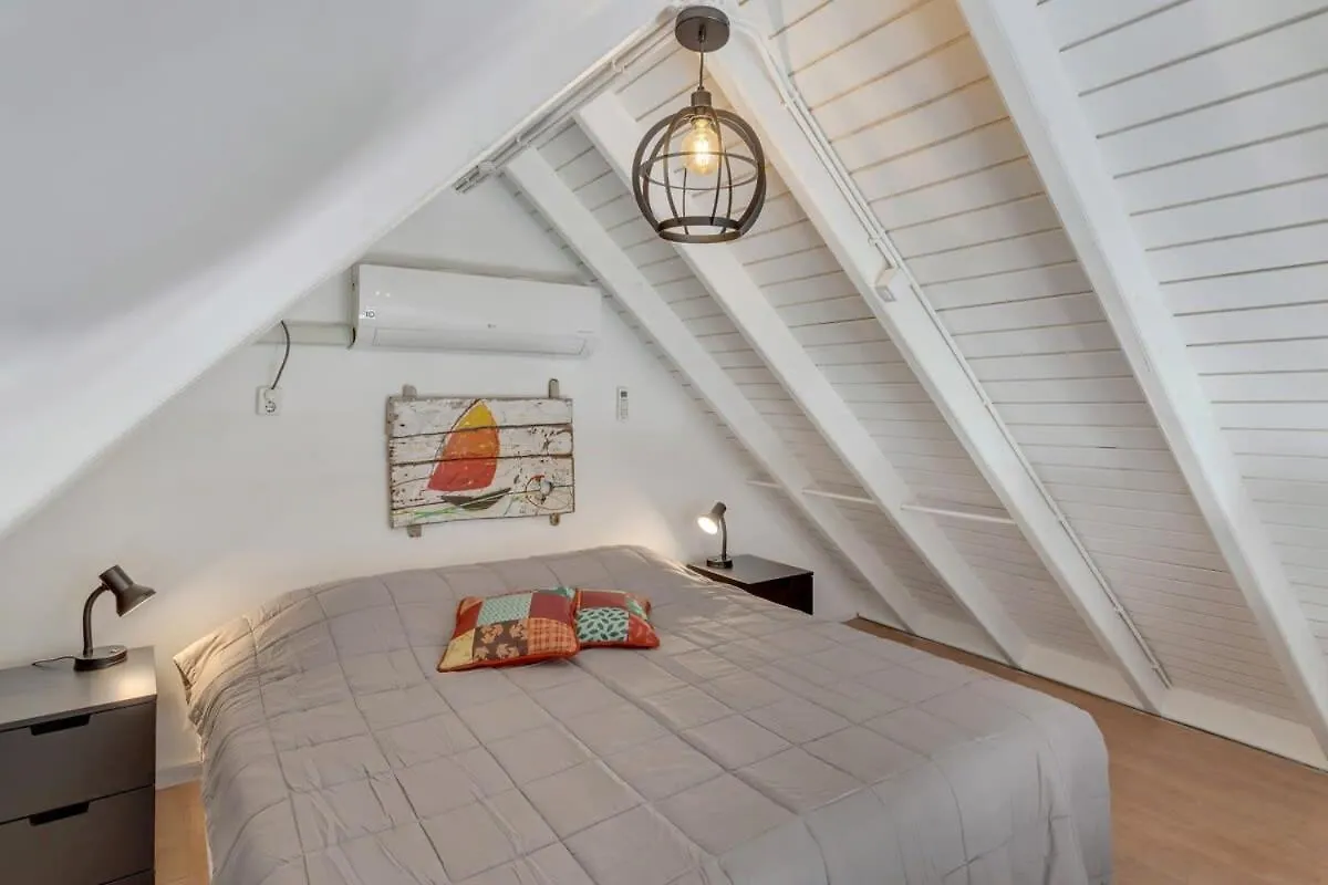 Apartment Caribbean Court Studio 321 Kralendijk  Bonaire, Saint Eustatius and Saba